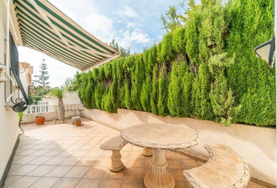 Resale - Villa - Orihuela Costa - La Florida