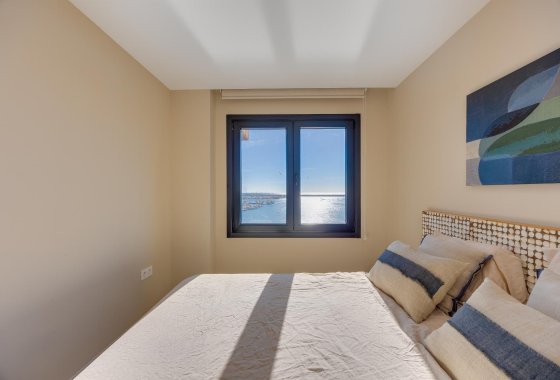 Reventa - Apartamento / piso - Torrevieja - Playa del Acequión